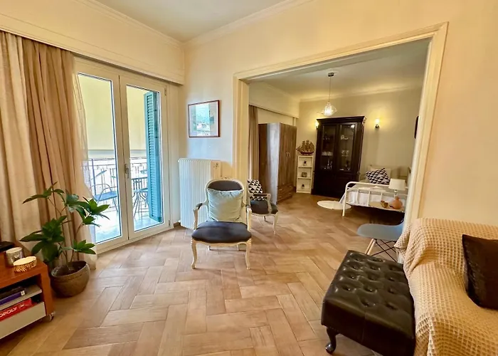 Elli & Klairi Apartment